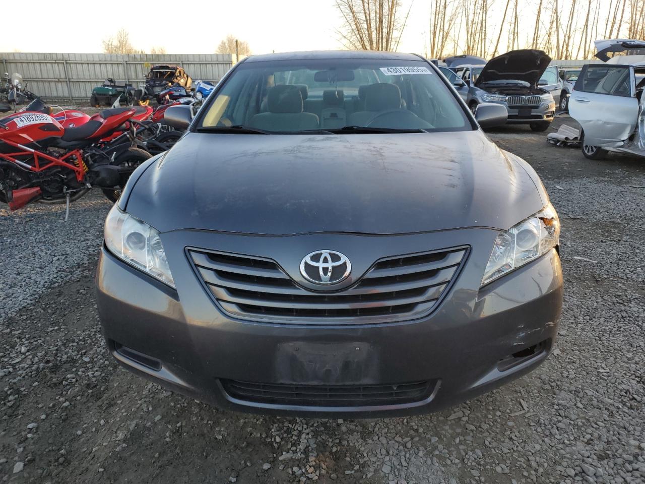 2009 Toyota Camry - Image 5