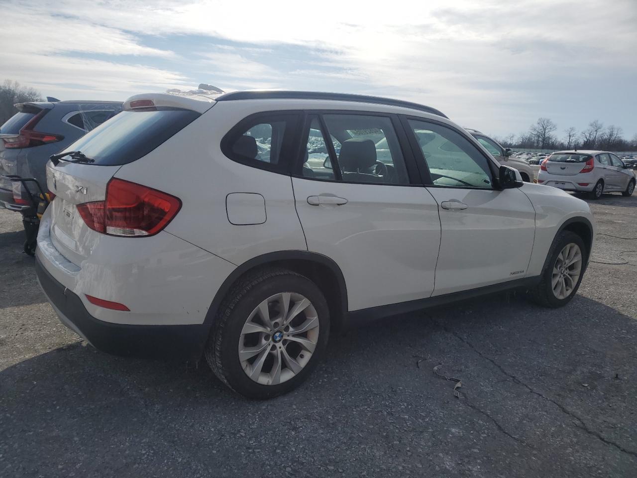 2014 BMW X1 - Image 3