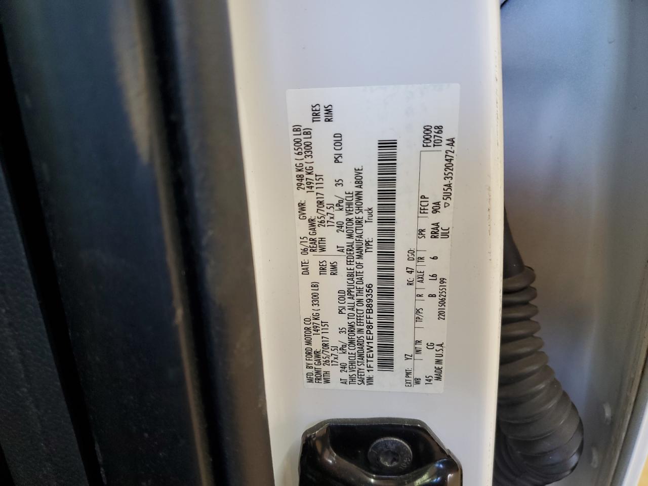 2015 Ford F-150 - Image 12