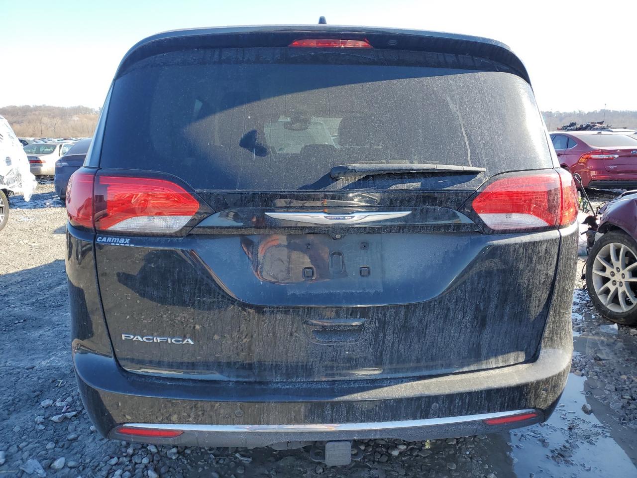 2017 Chrysler Pacifica - Image 6