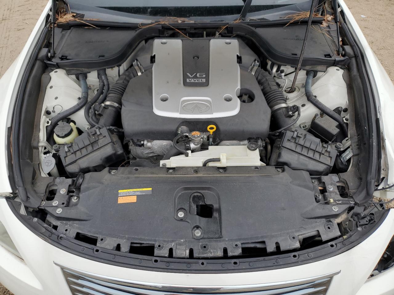 2011 Infiniti G - Image 11