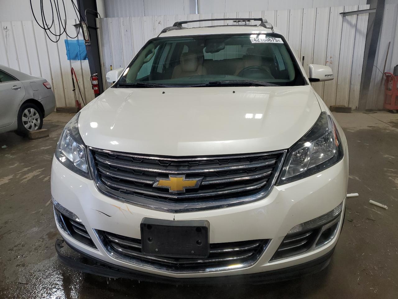 2014 Chevrolet Traverse - Image 5
