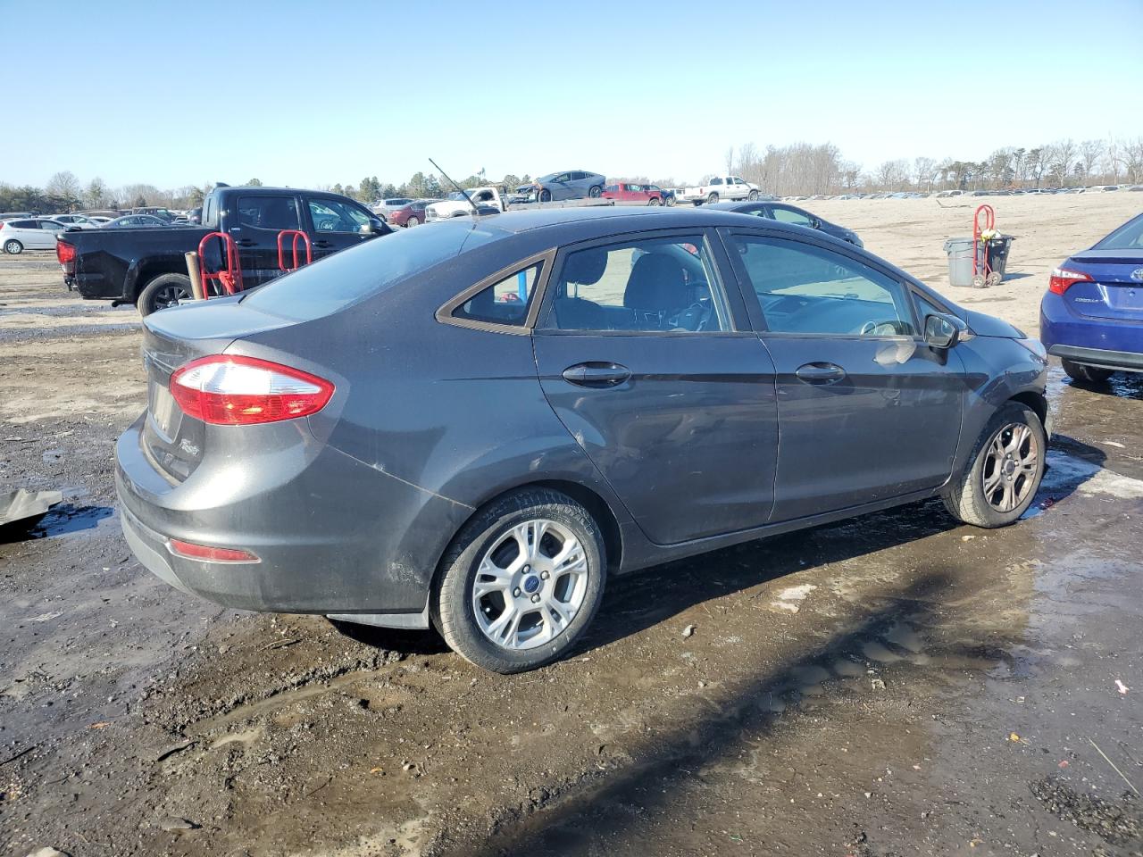 2015 Ford Fiesta - Image 3
