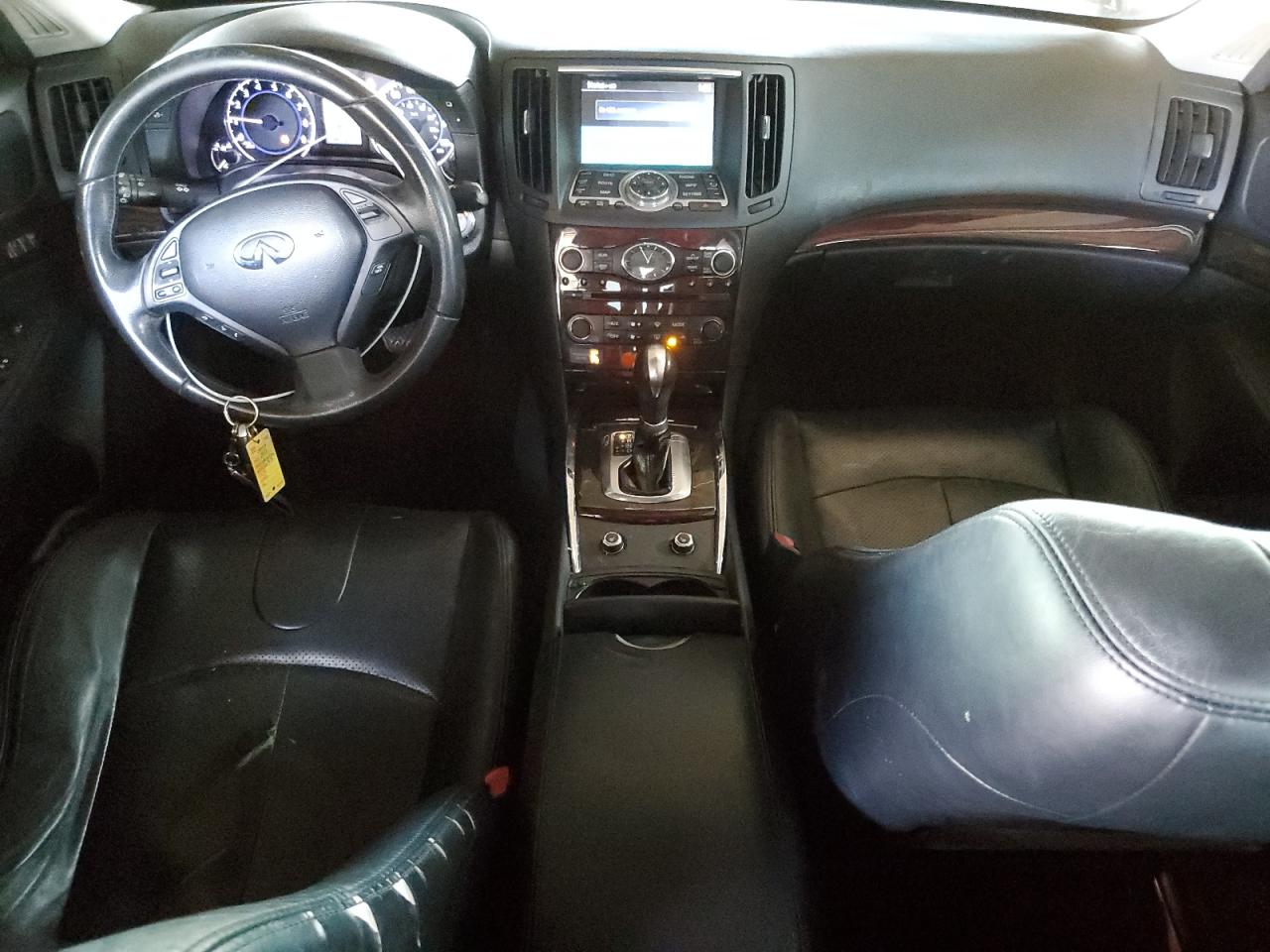 2010 Infiniti G - Image 8