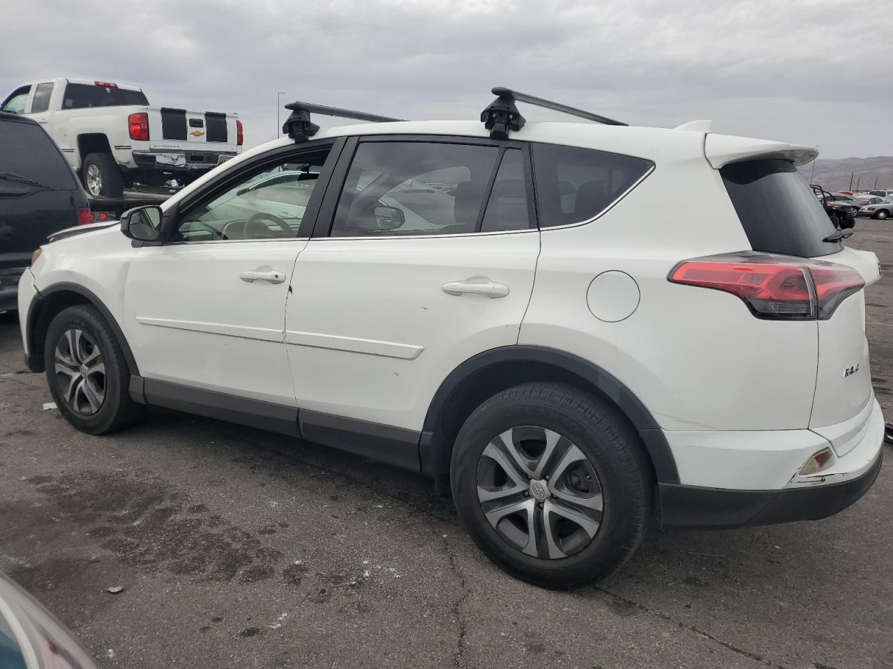 2016 Toyota RAV 4 - Image 2