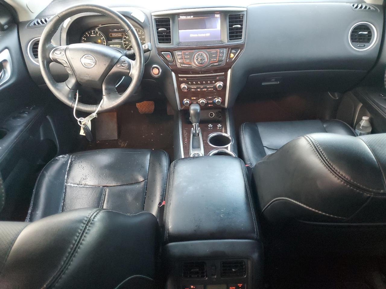 2015 Nissan Pathfinder - Image 8