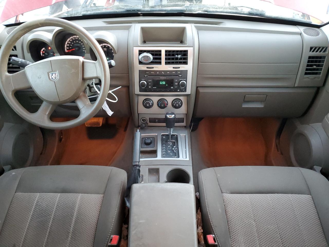 2010 Dodge Nitro - Image 8