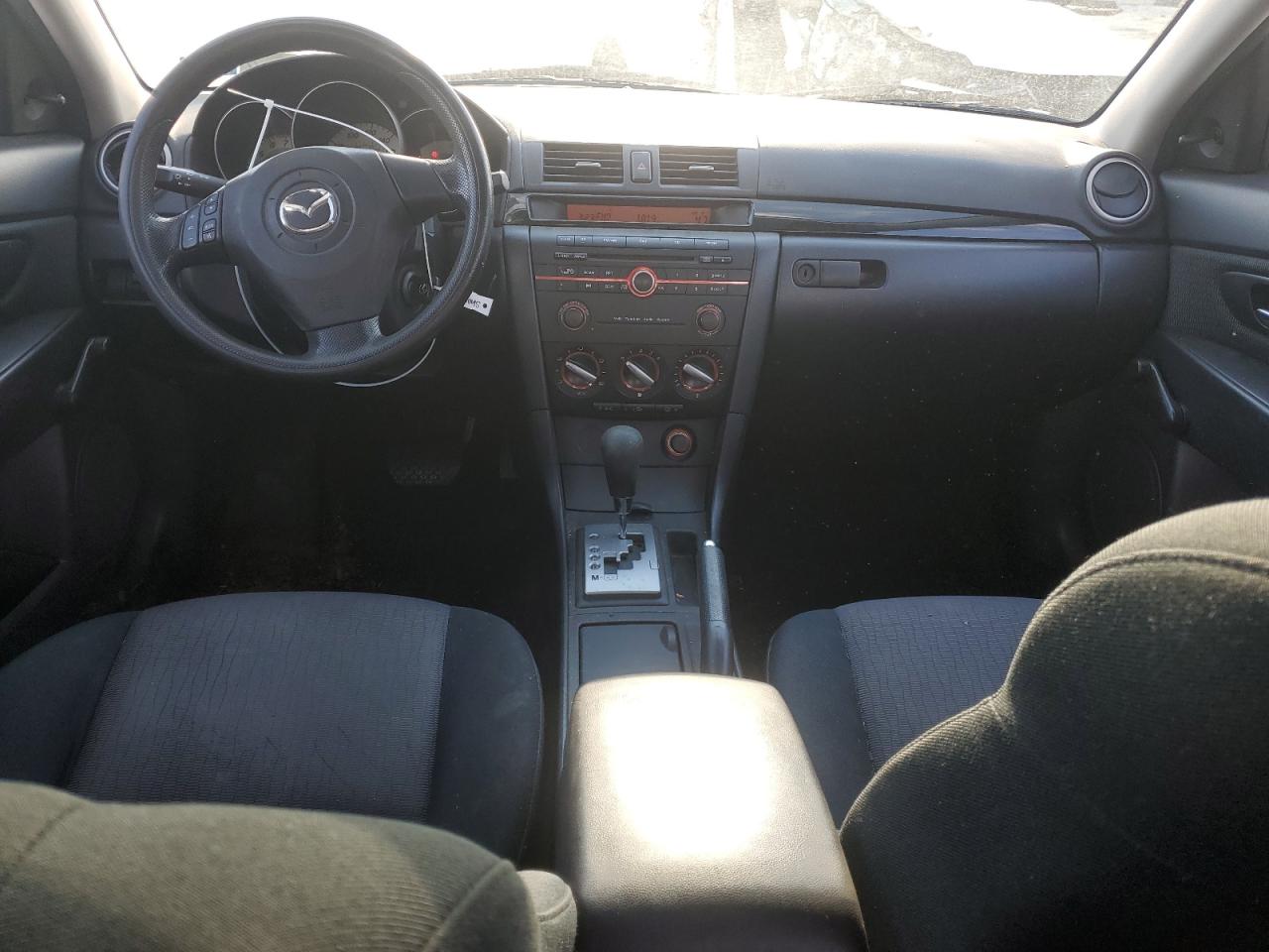 2009 Mazda 3 - Image 8