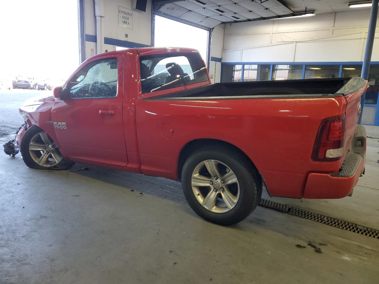 2014 RAM 1500 - Image 2
