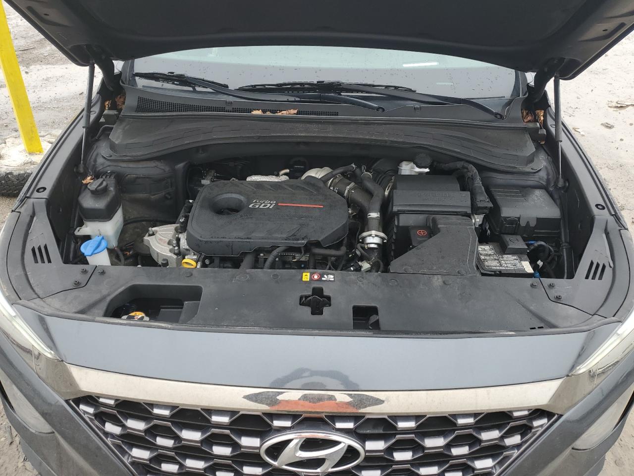 2020 Hyundai Santa Fe - Image 14