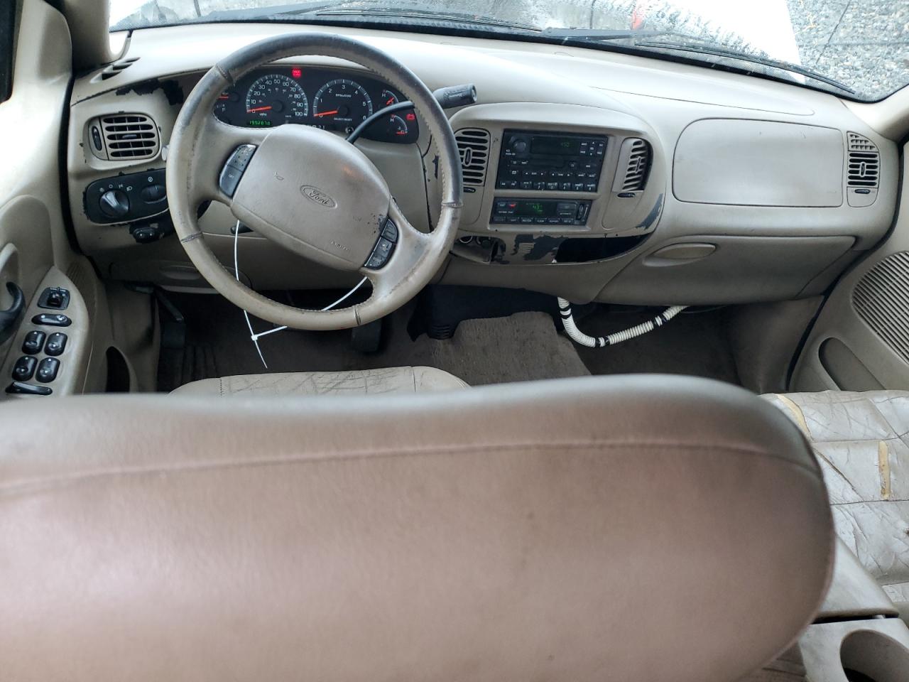 2002 Ford F-150 - Image 8
