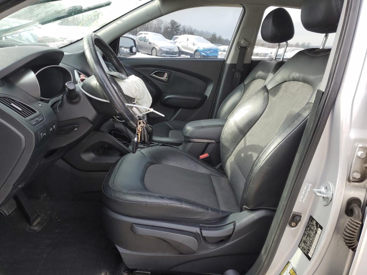 2010 Hyundai Tucson - Image 7