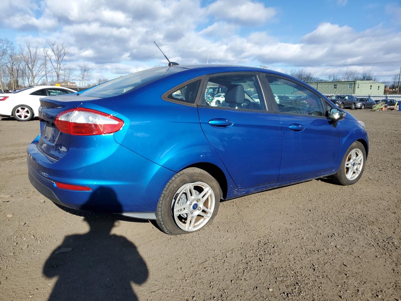 VIN 3FADP4BJ5JM143265 2018 FORD FIESTA no.3