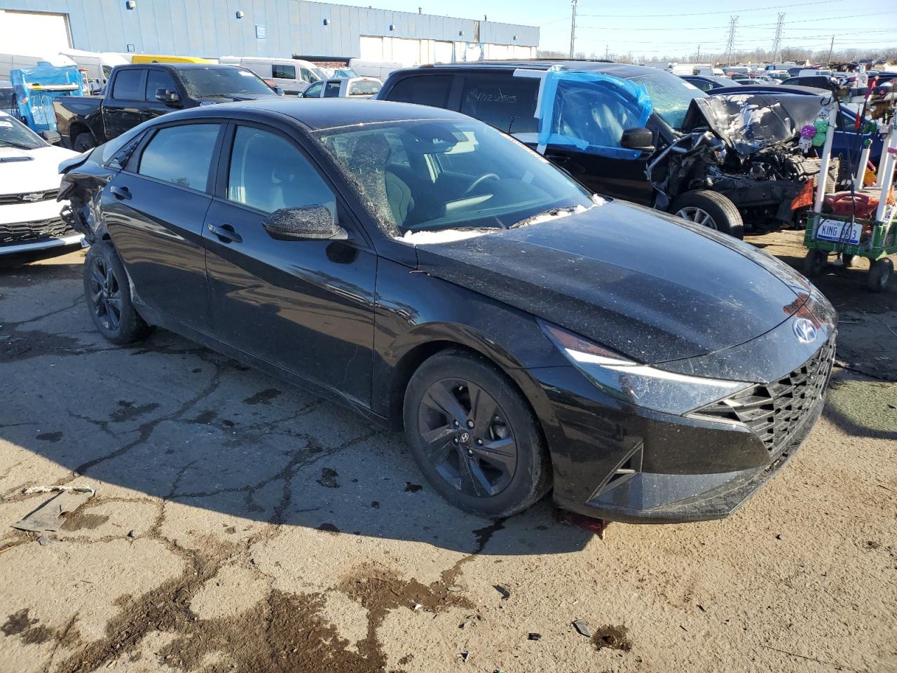 2023 Hyundai Elantra - Image 4