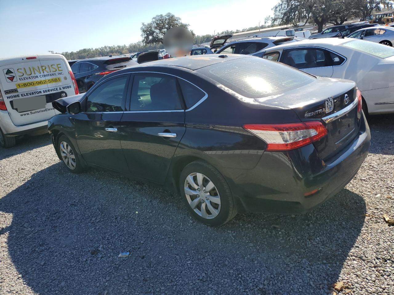 2015 Nissan Sentra - Image 2