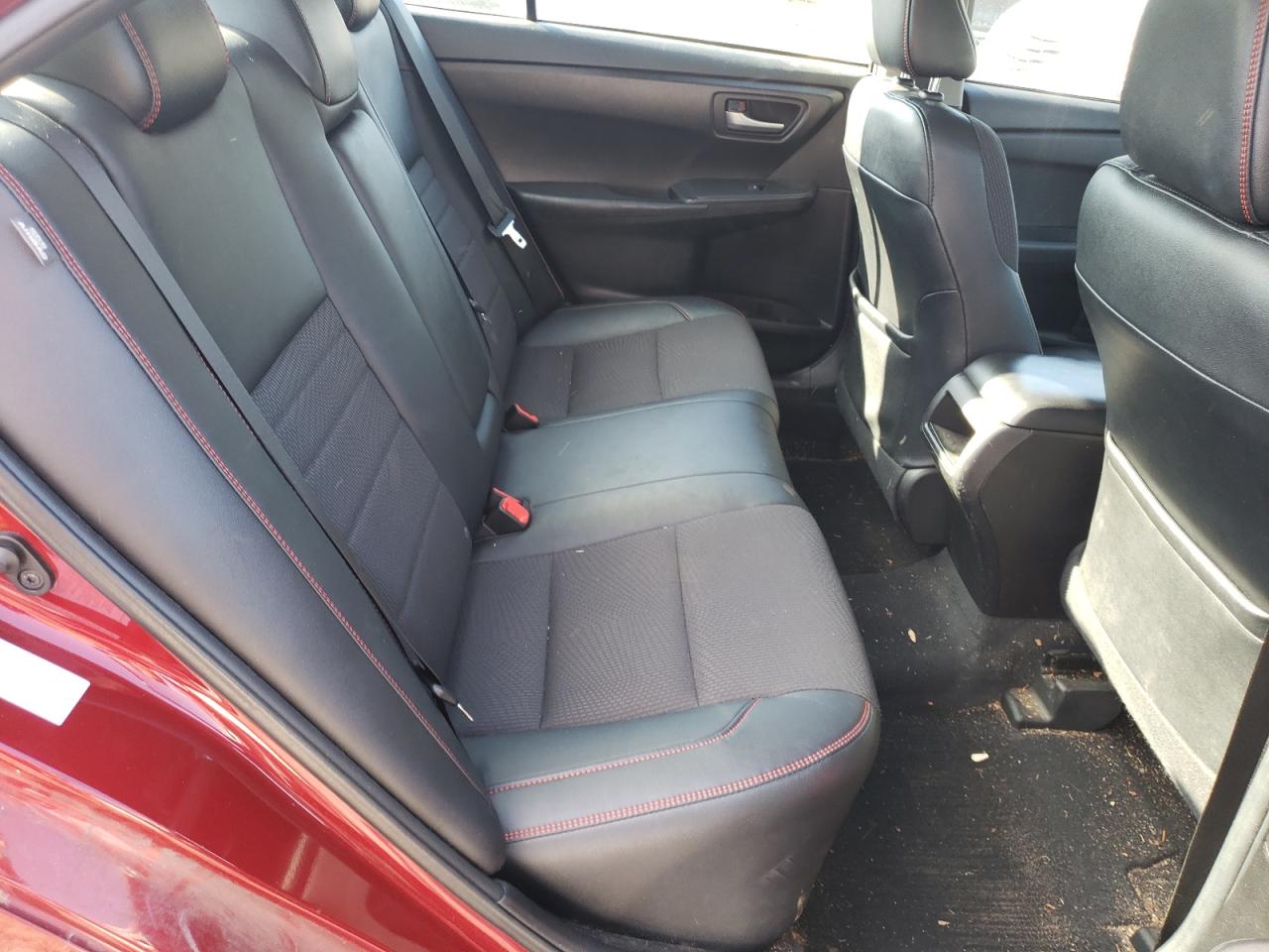 2016 Toyota Camry - Image 10