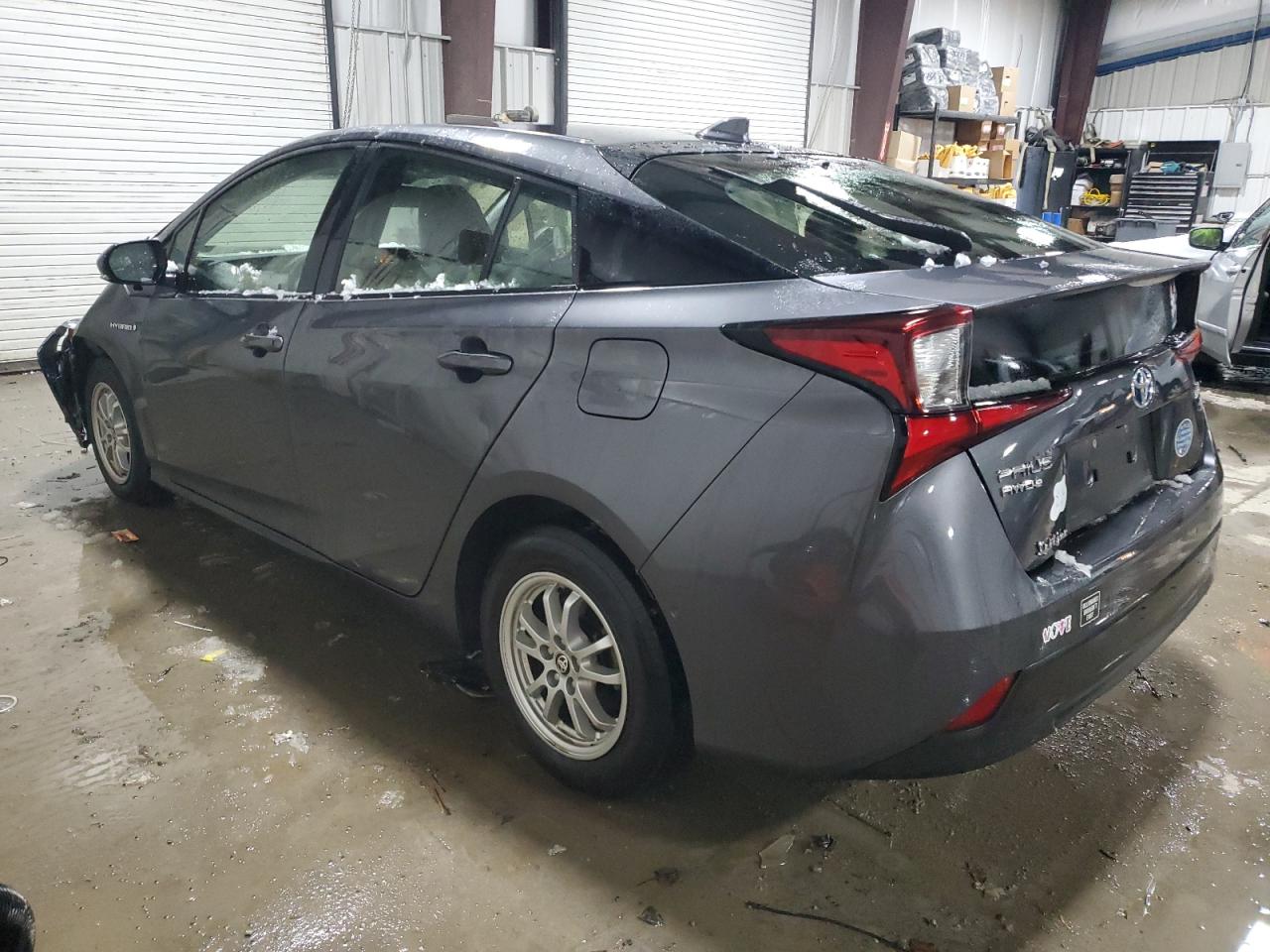 VIN JTDL9RFU9K3011257 2019 TOYOTA PRIUS no.2