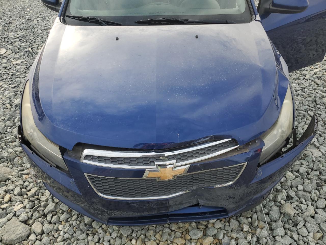 2012 Chevrolet Cruze - Image 13