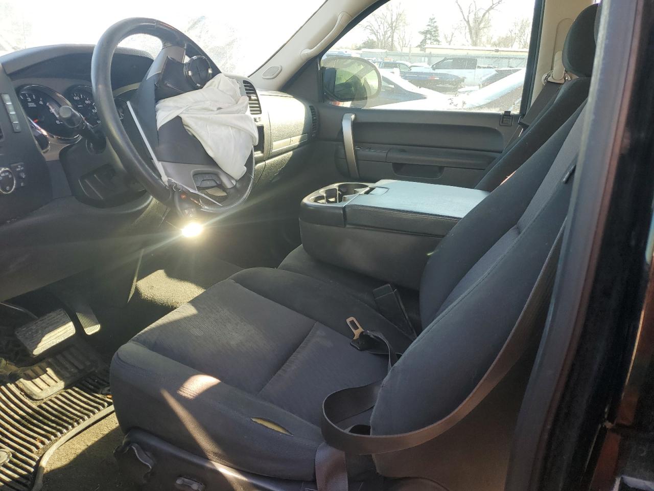 2013 Chevrolet Silverado - Image 7