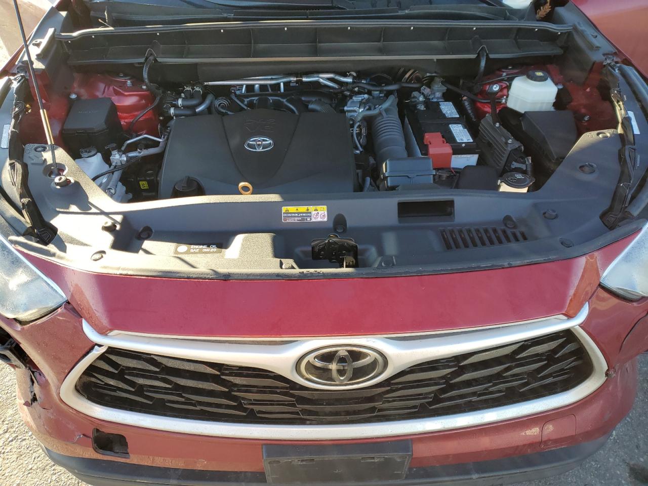 2022 Toyota Highlander - Image 13