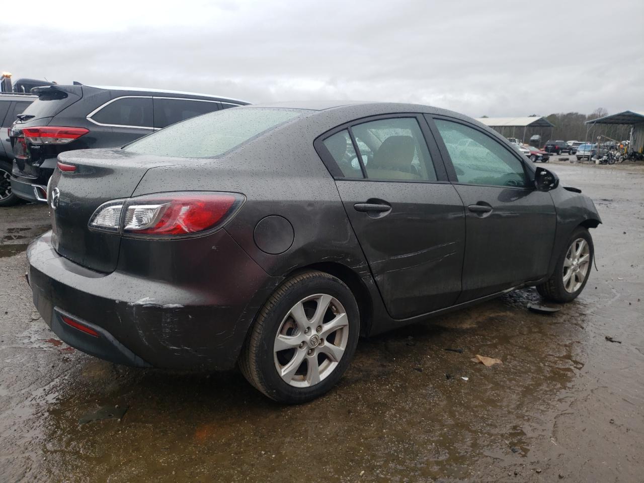 2010 Mazda 3 - Image 3