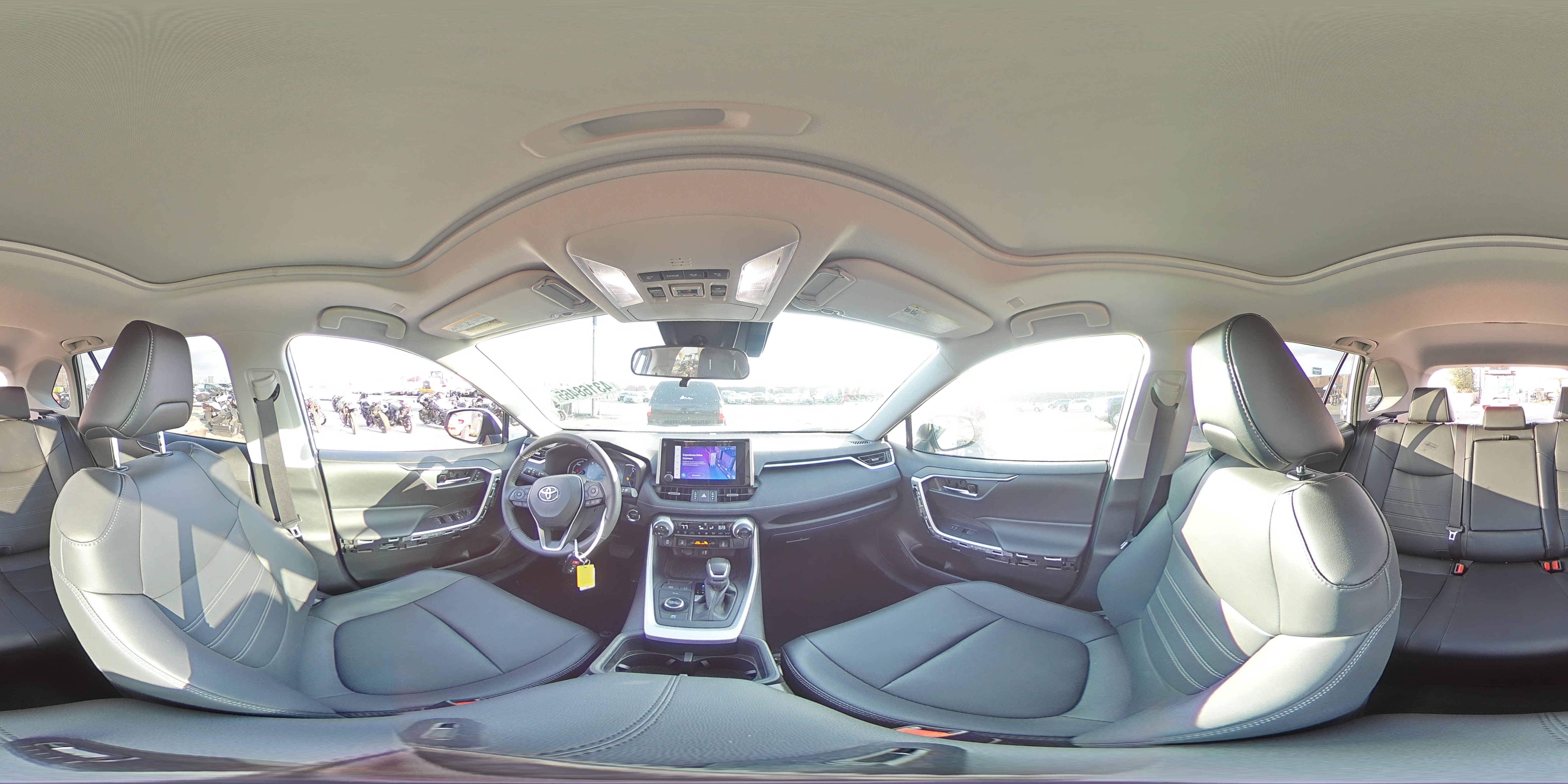 2024 Toyota RAV 4 - Image 14