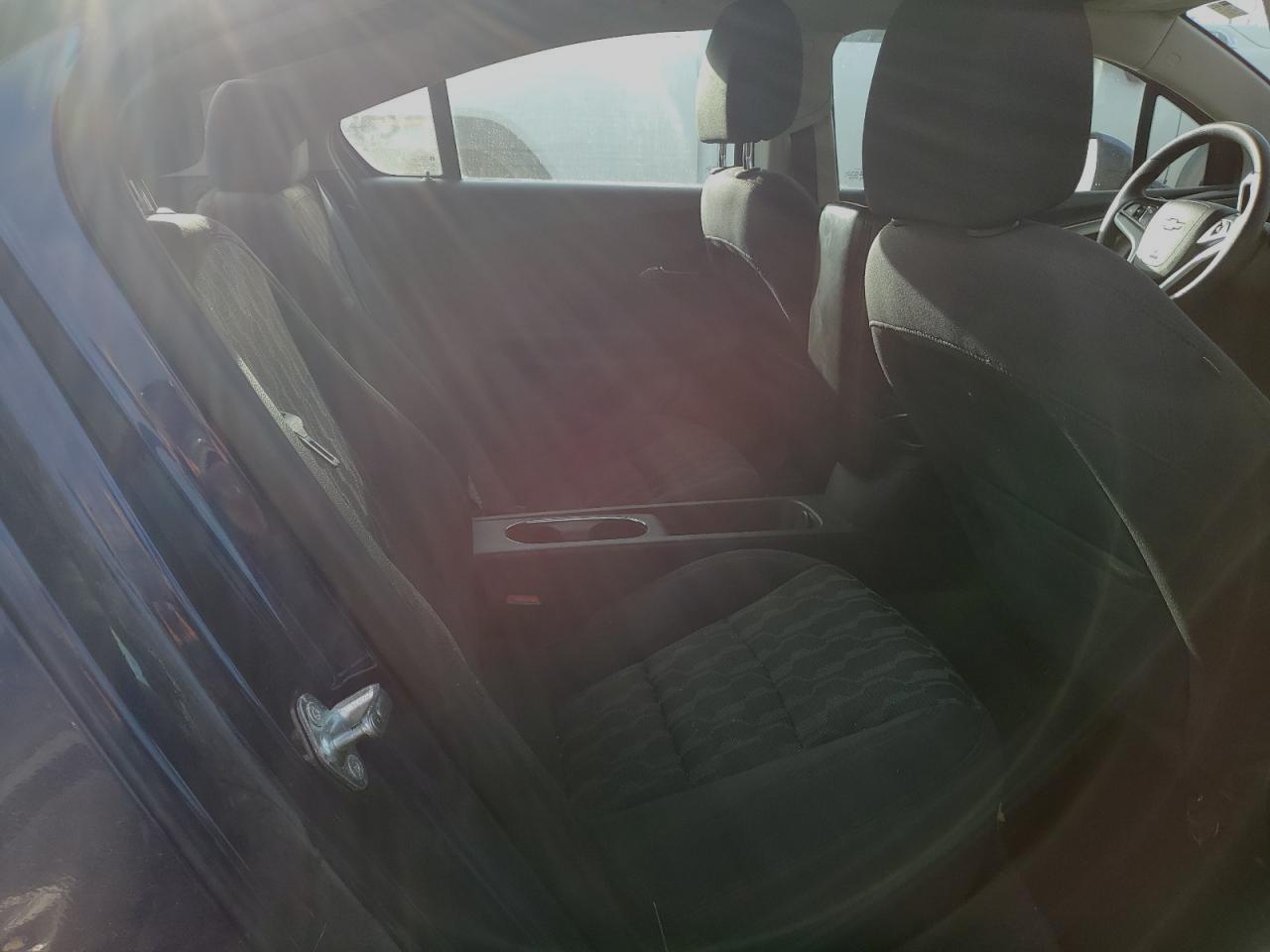 2012 Chevrolet Volt - Image 10