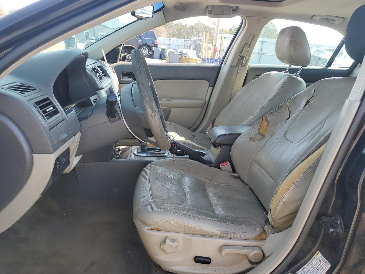 2010 Ford Fusion - Image 7