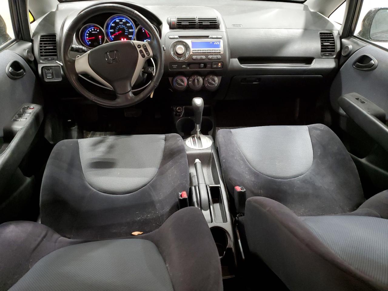 2008 Honda Fit - Image 8