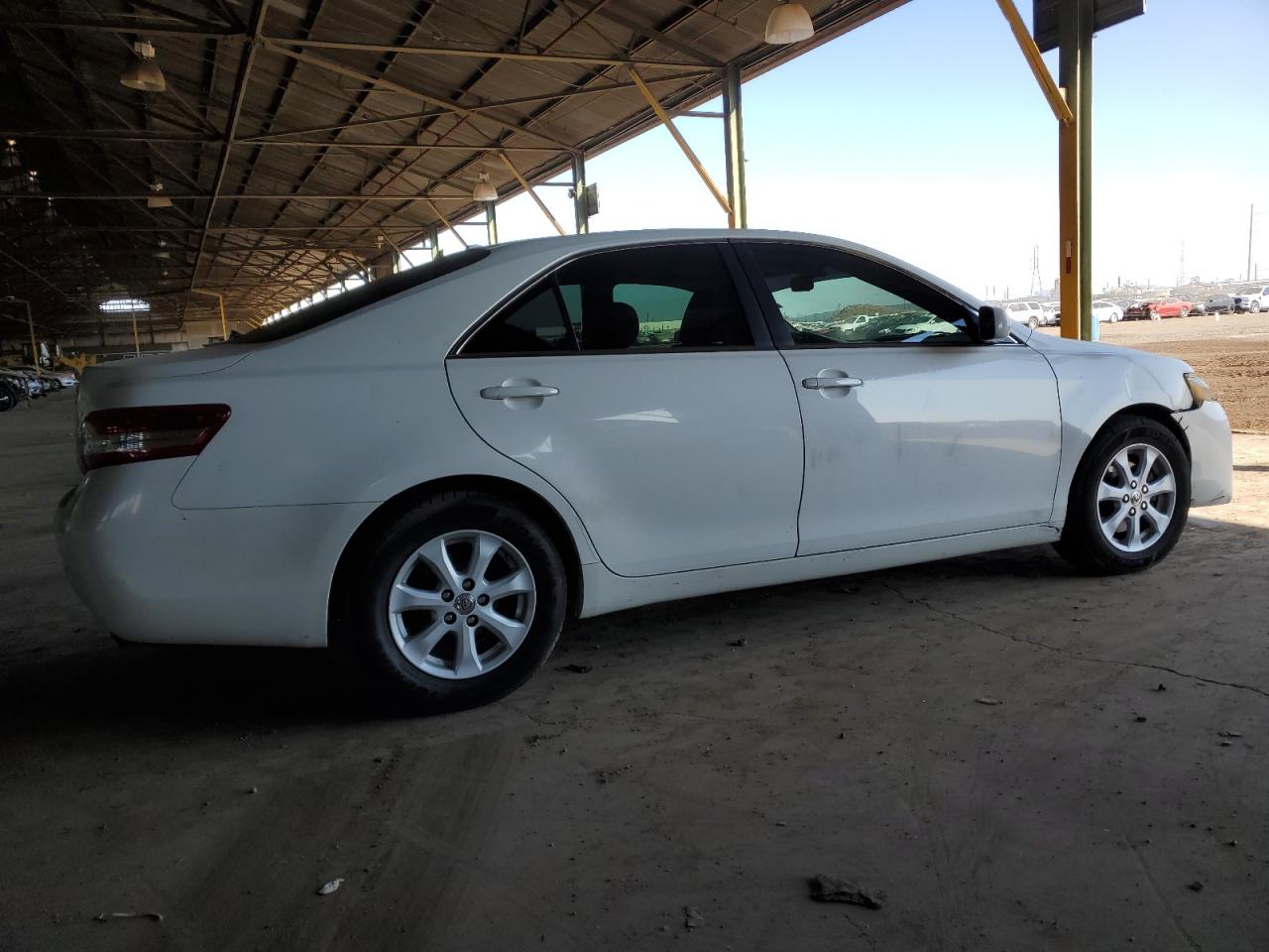 2010 Toyota Camry - Image 3