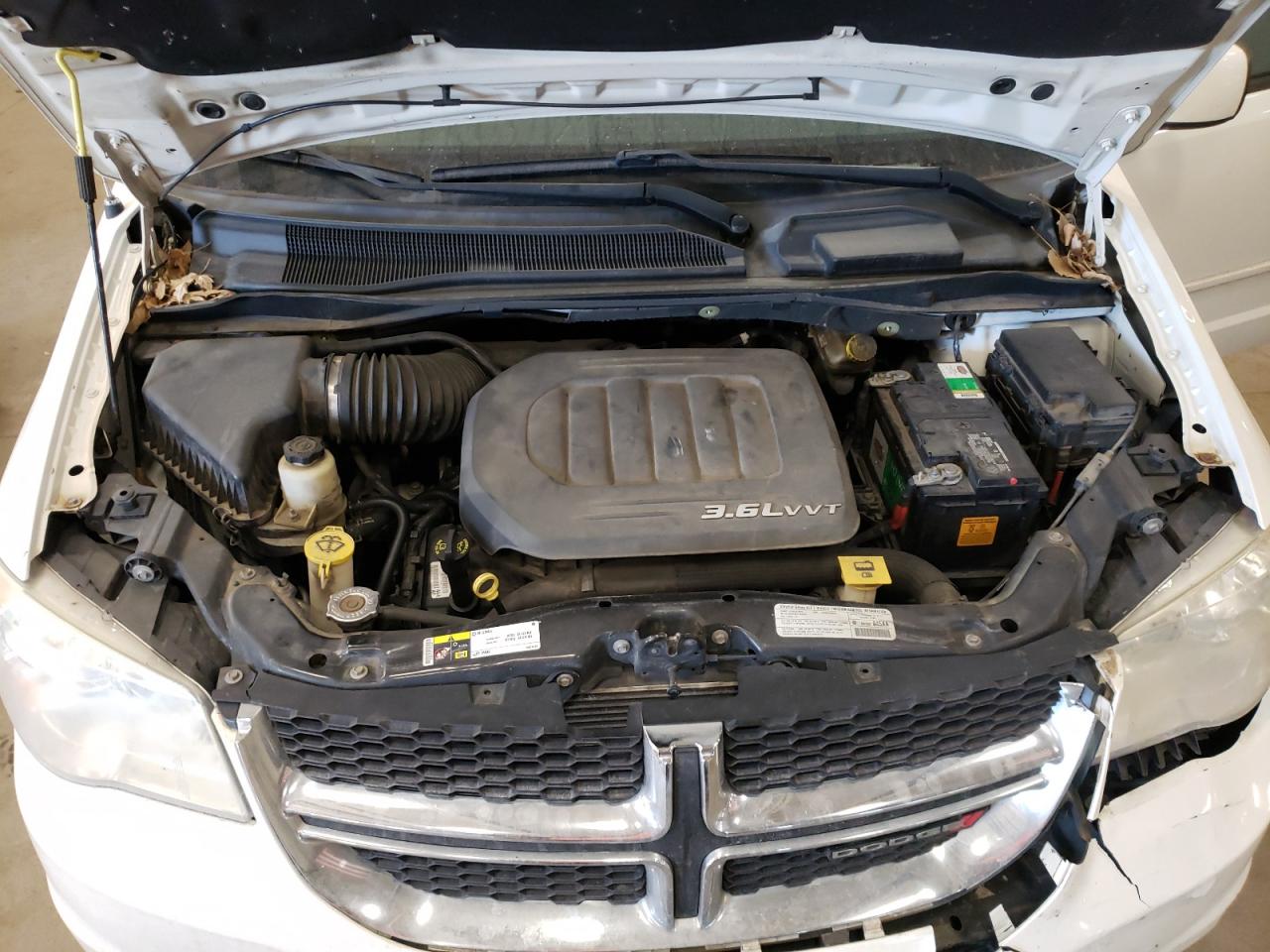2013 Dodge Caravan - Image 12