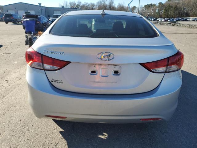  HYUNDAI ELANTRA 2012 Srebrny