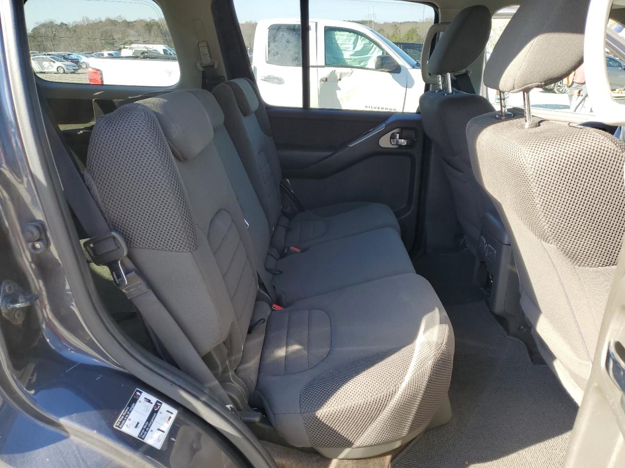 2011 Nissan Pathfinder - Image 11