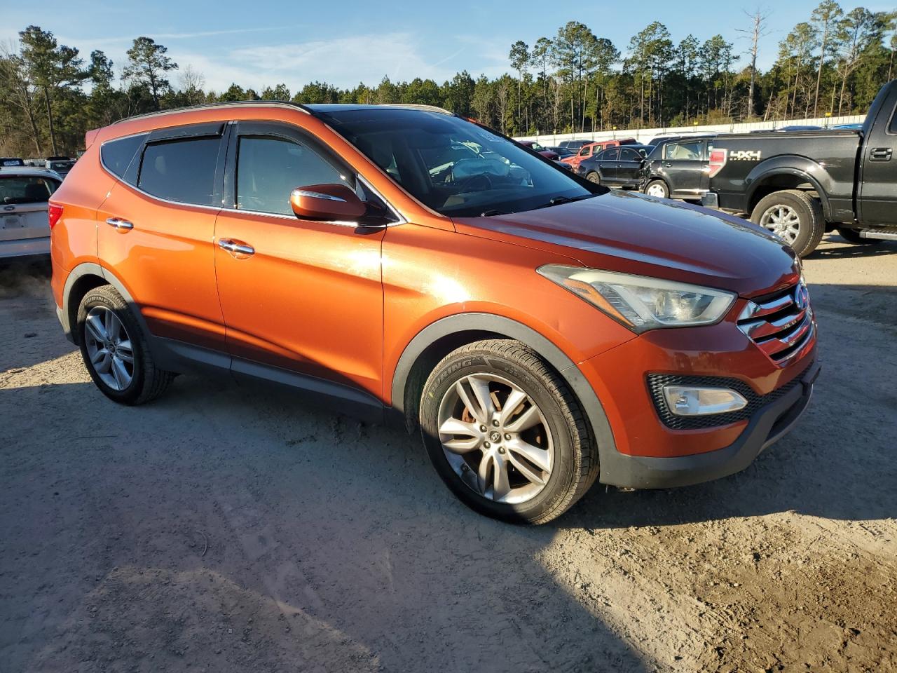 2014 Hyundai Santa Fe - Image 4