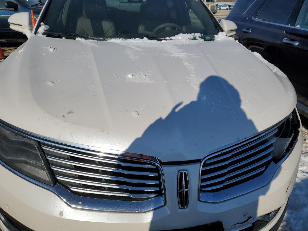 2017 Lincoln MKX - Image 11