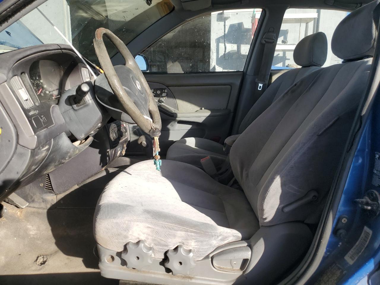 2004 Hyundai Elantra - Image 7