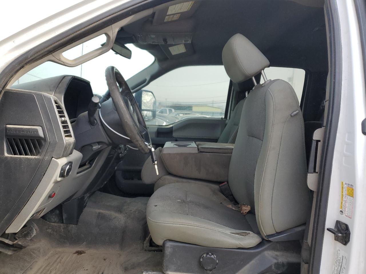 2020 Ford F350 - Image 7