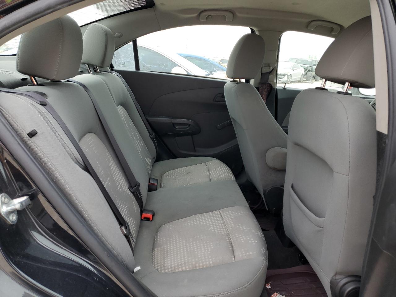 2015 Chevrolet Sonic - Image 10