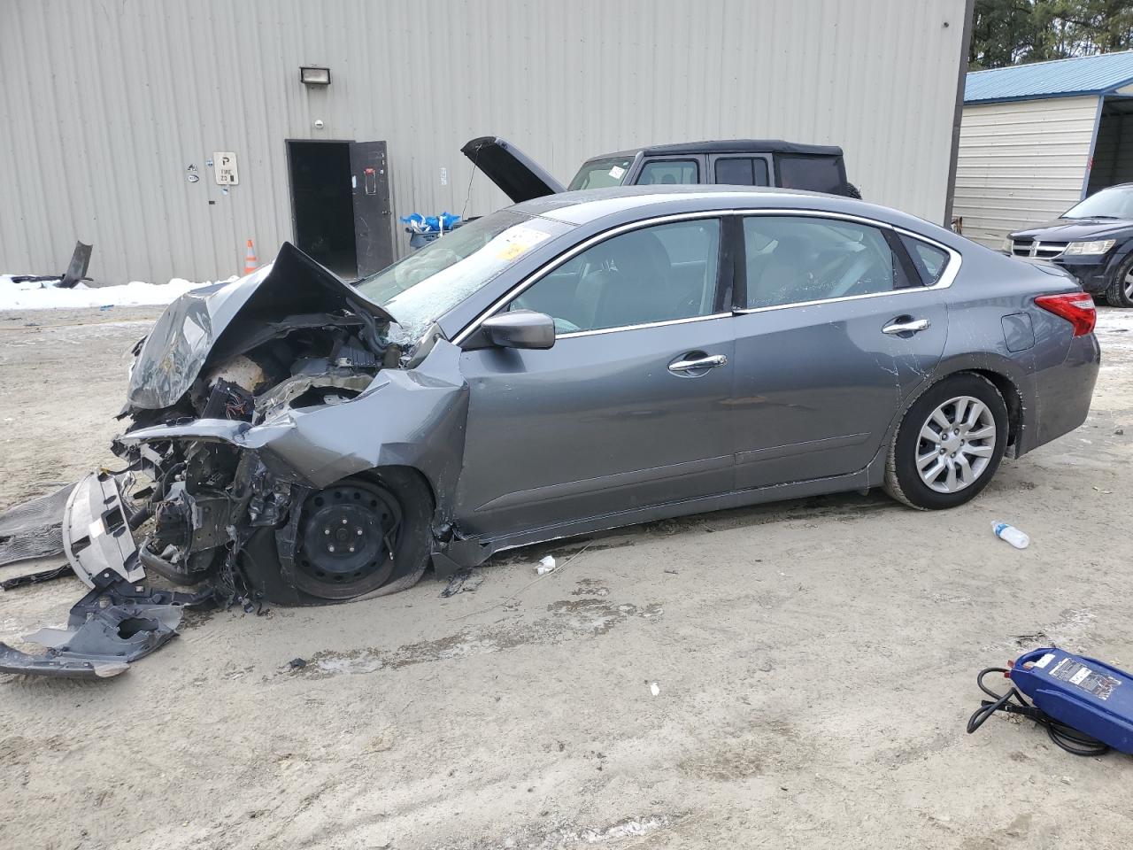 2016 Nissan Altima - Image 1