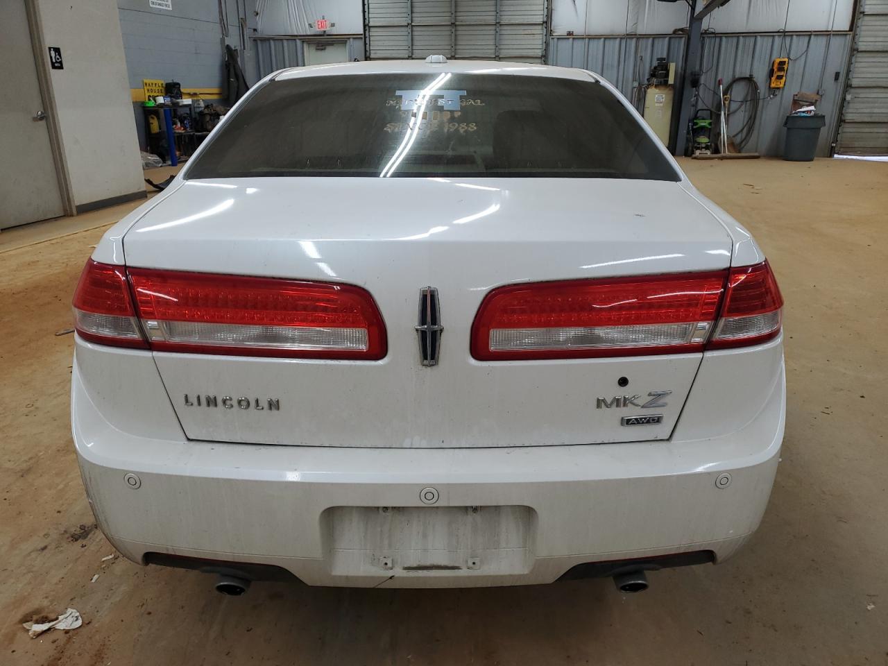 2012 Lincoln MKZ - Image 6