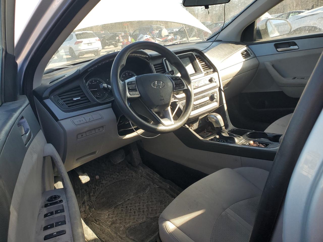 2019 Hyundai Sonata - Image 8