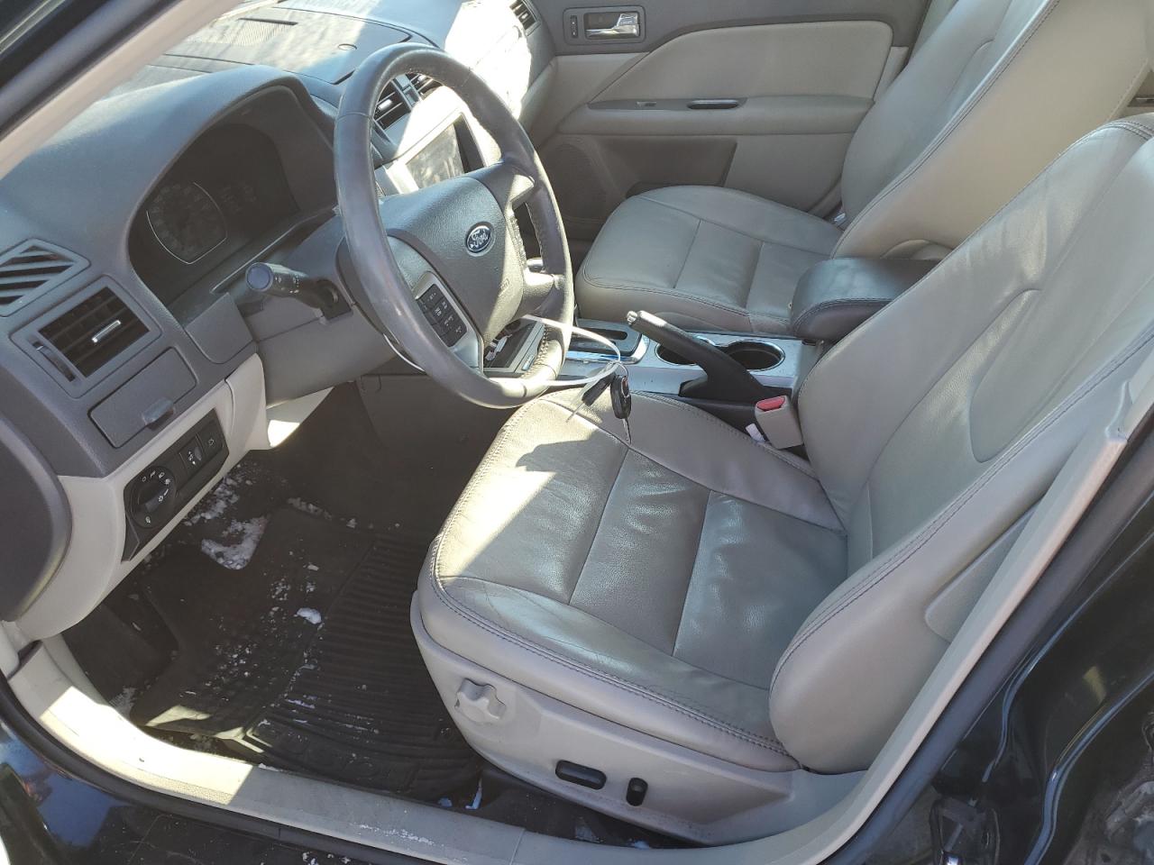 2010 Ford Fusion - Image 7
