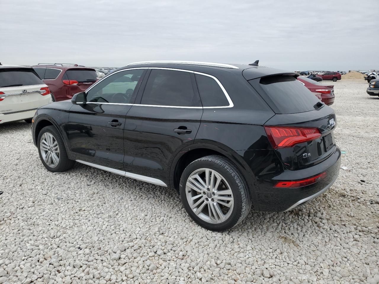 WA1BNAFY8J2210973 Audi Q5 2018. Фото: 1