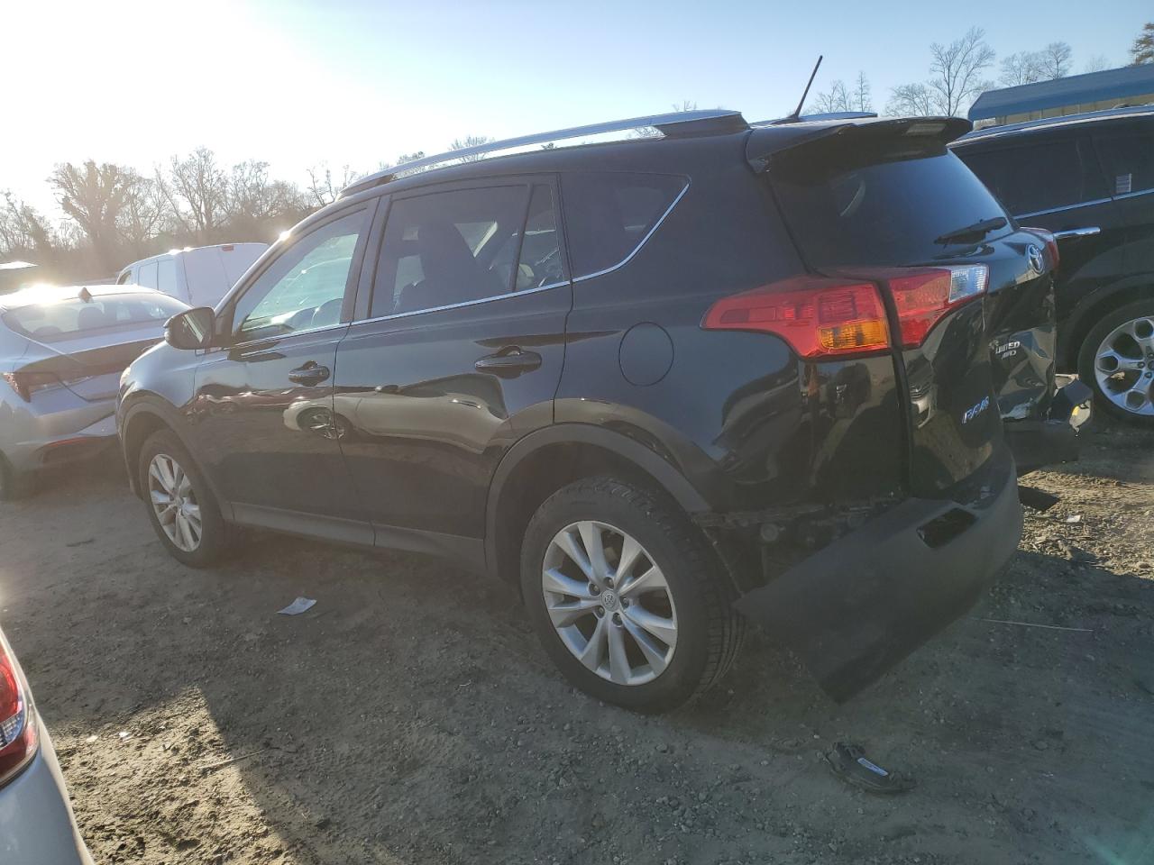 2014 Toyota RAV 4 - Image 2