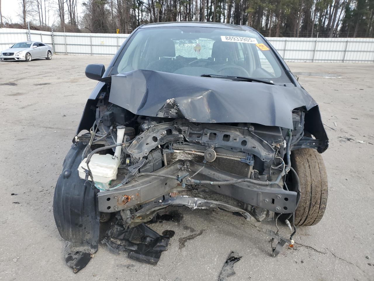 2010 Toyota Yaris - Image 5