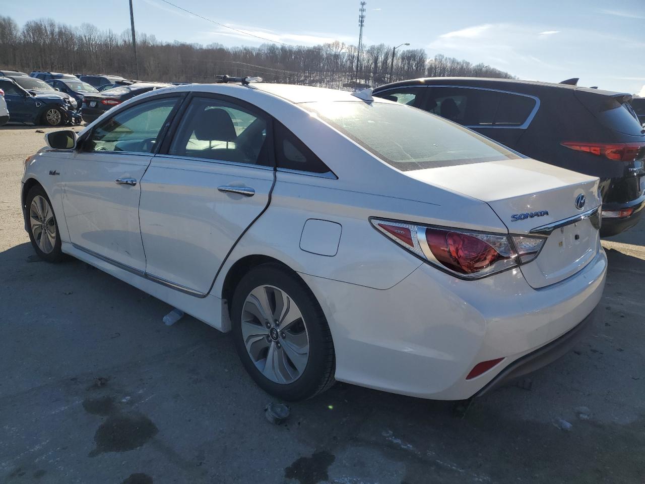 2015 Hyundai Sonata - Image 2
