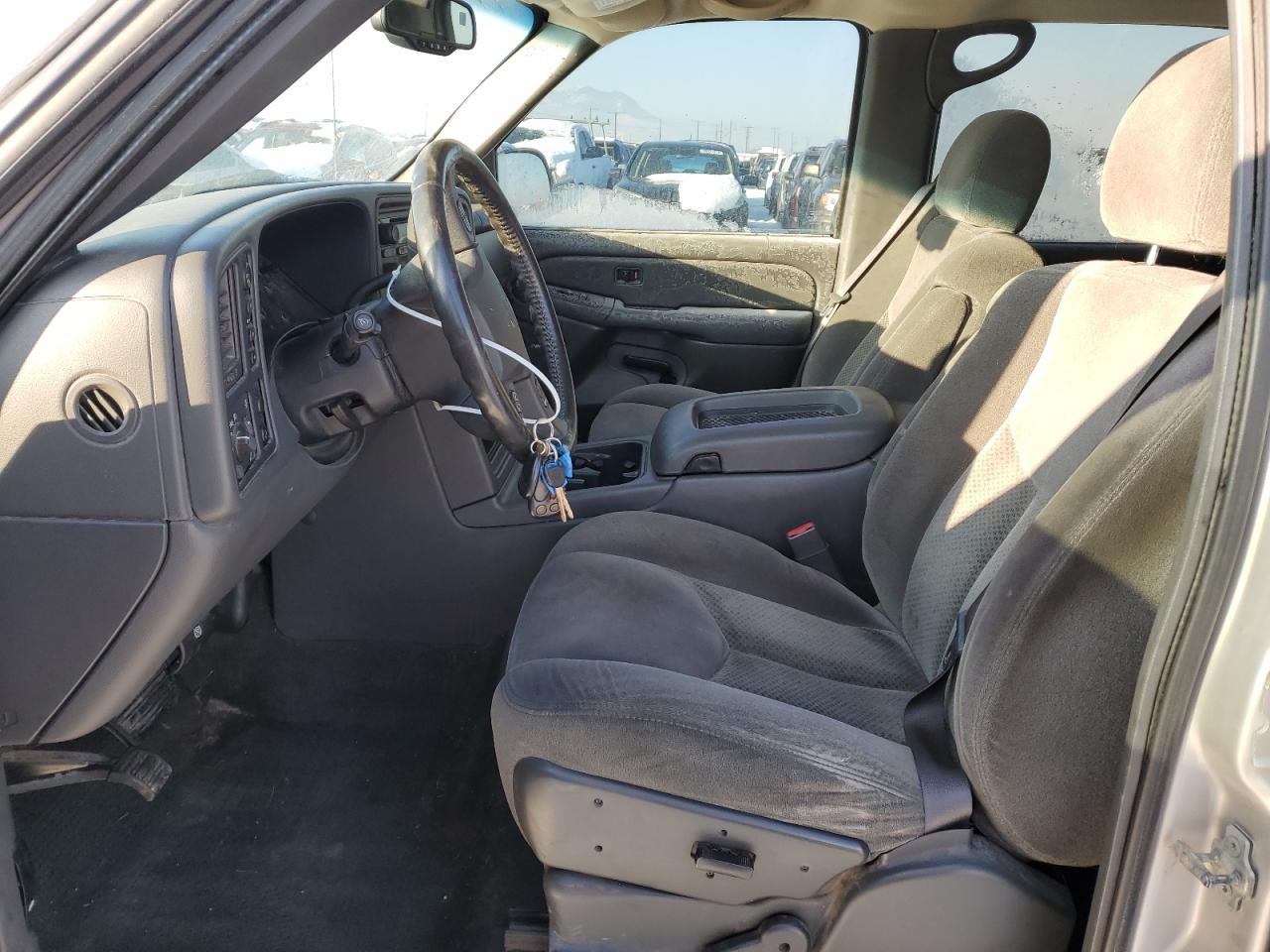 2006 Chevrolet Silverado - Image 7