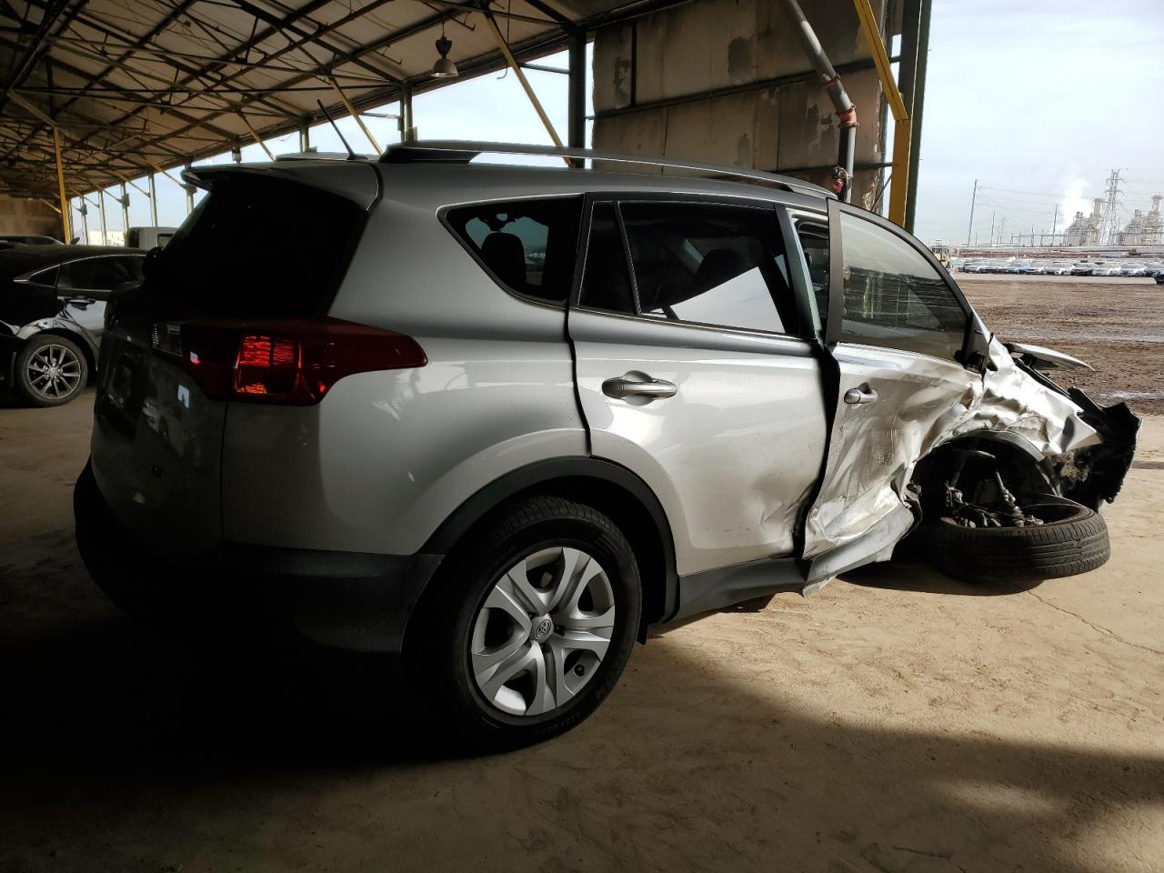 2015 Toyota RAV 4 - Image 3
