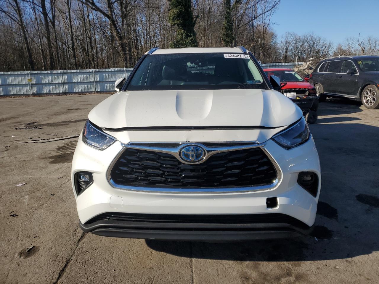2021 Toyota Highlander - Image 5