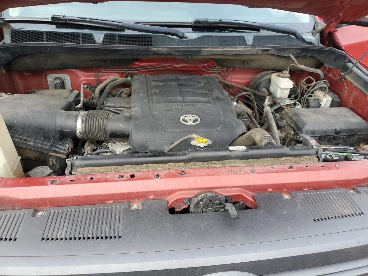 2014 Toyota Tundra - Image 11